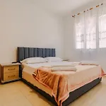 Oasi Vlorë